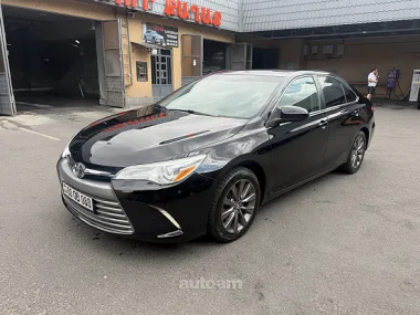 Toyota Camry, 2016