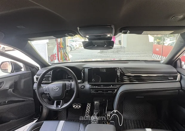 Toyota Camry 2025 — լուսանկար 6