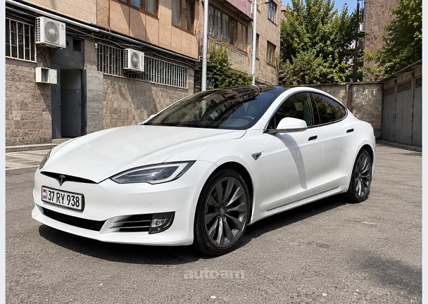 Tesla Model S 2016 — լուսանկար 1