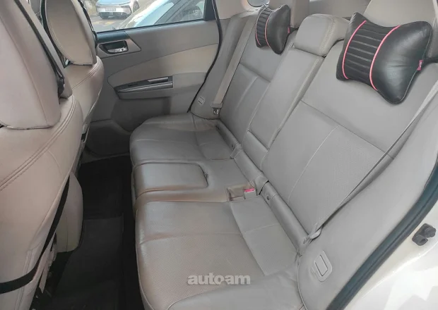 Subaru Forester 2011 — լուսանկար 7