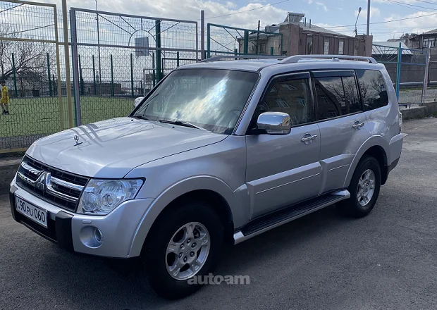 Mitsubishi Pajero 2007 — լուսանկար 4