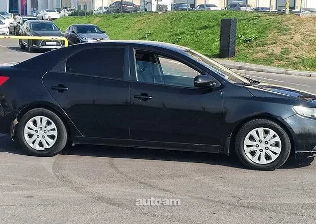 Kia Forte 2013 — լուսանկար 5