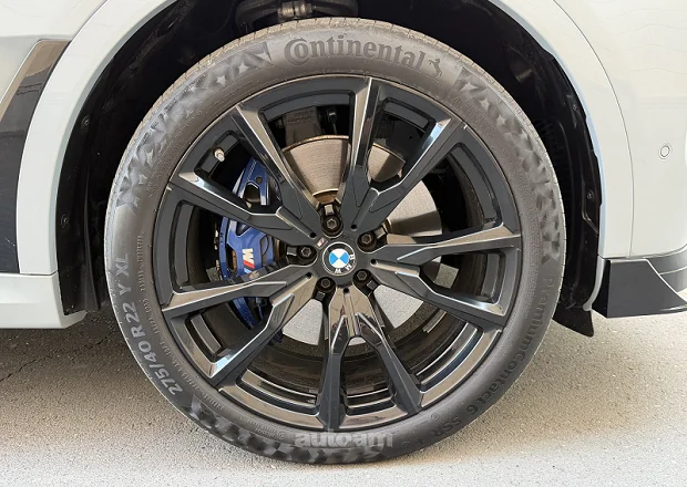 BMW X7 2023 — լուսանկար 15