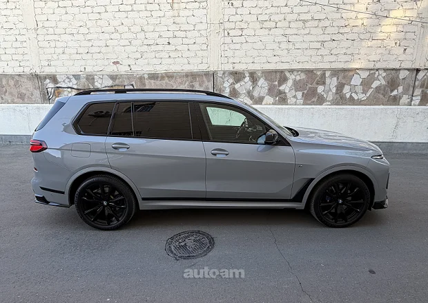 BMW X7 2023 — լուսանկար 6