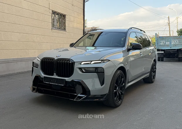 BMW X7 2023 — լուսանկար 5