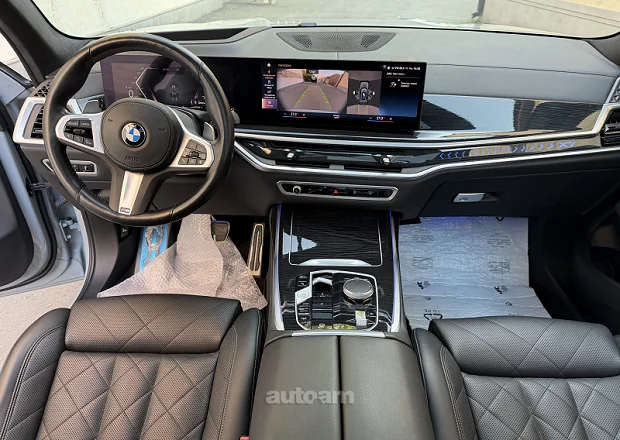 BMW X7 2023 — լուսանկար 13