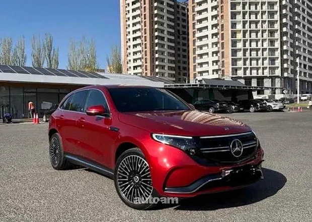 Mercedes-Benz EQC 2020 — фото 1