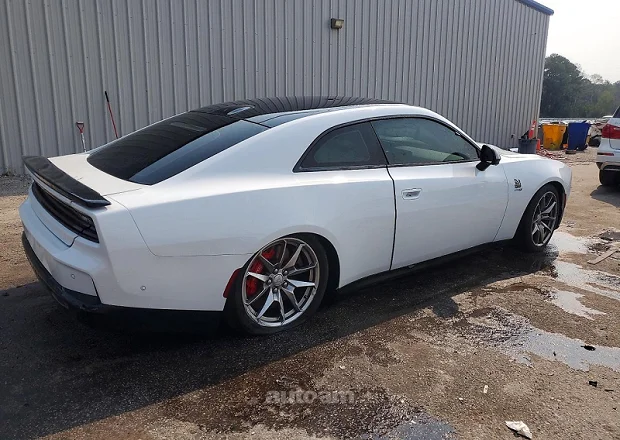 Dodge Daytona 2024 — լուսանկար 4