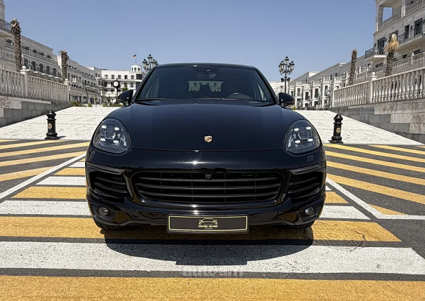 Porsche Cayenne 2017 — фото 2