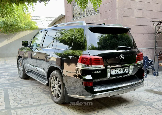Lexus LX 570 2010 — լուսանկար 5