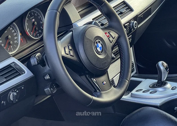 BMW M5 2008 — լուսանկար 6