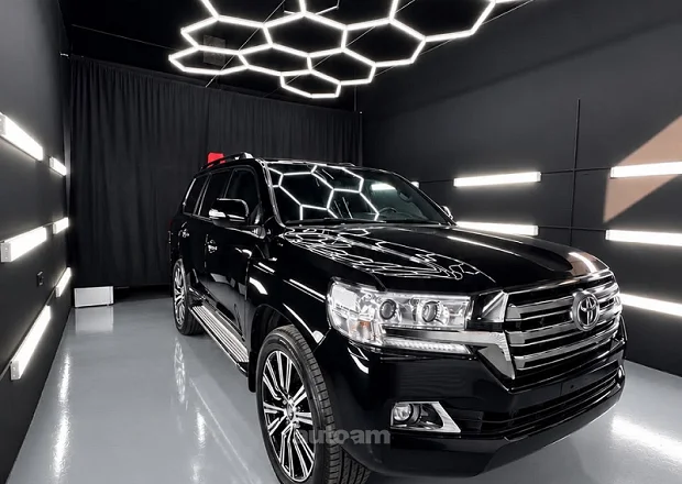 Toyota Land Cruiser 200 2017 — լուսանկար 1