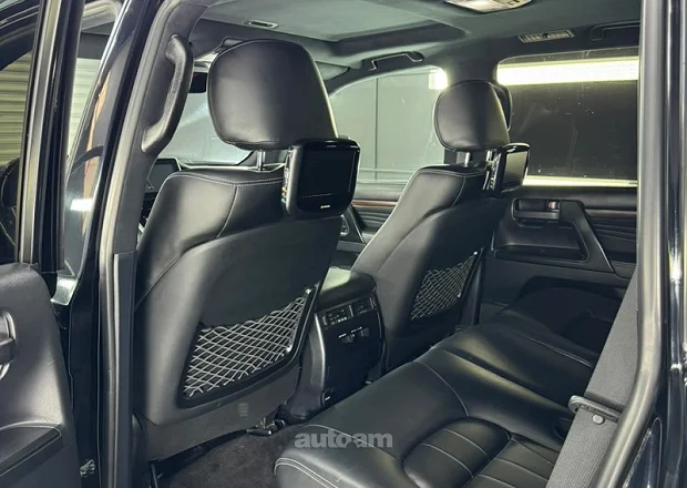 Toyota Land Cruiser 200 2017 — լուսանկար 2