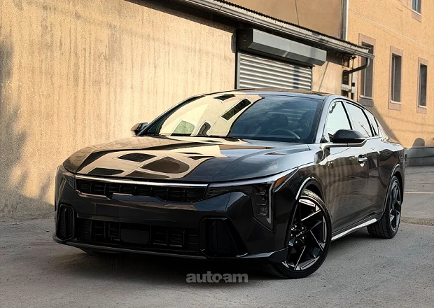 Kia K4 2025 — լուսանկար 1