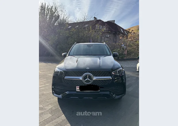 Mercedes-Benz GLE 300 2022 — լուսանկար 1