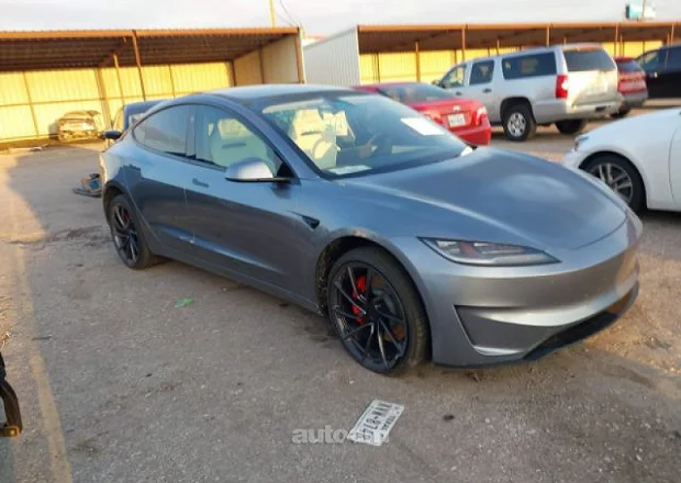 Tesla Model 3 2024 — լուսանկար 2
