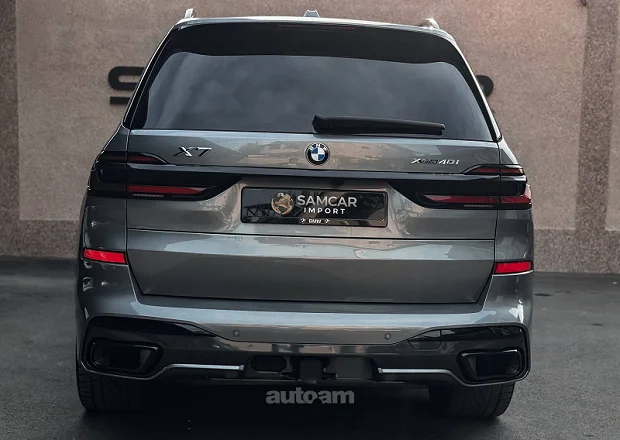 BMW X7 2023 — լուսանկար 8