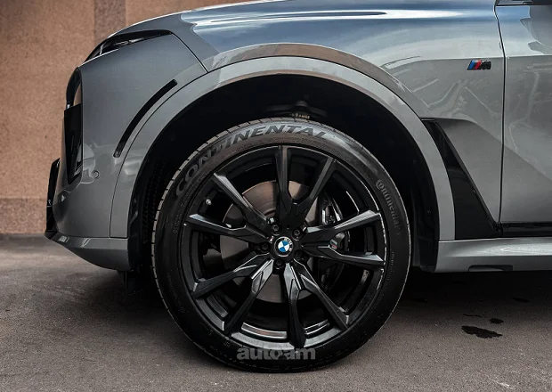 BMW X7 2023 — լուսանկար 9