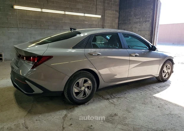 Hyundai Elantra 2024 — լուսանկար 3