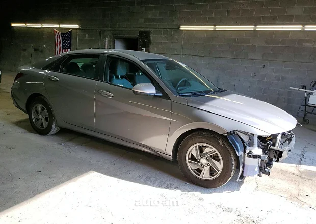 Hyundai Elantra 2024 — լուսանկար 4