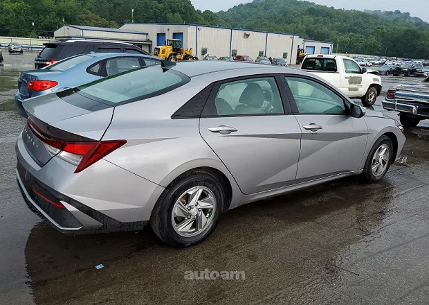 Hyundai Elantra 2025 — լուսանկար 3