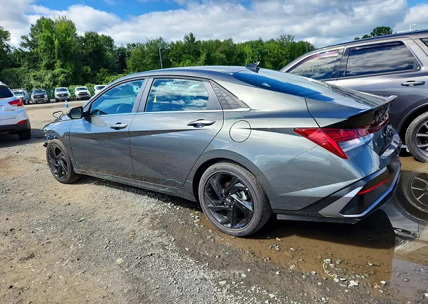 Hyundai Elantra 2026 — լուսանկար 2