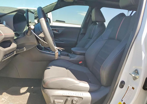 Toyota Rav 4 2025 — լուսանկար 7