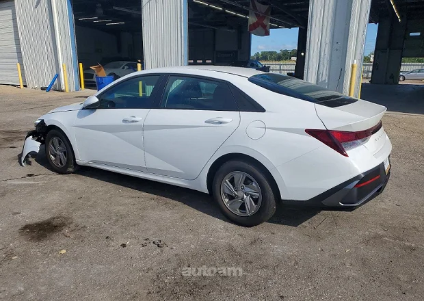 Hyundai Elantra 2026 — լուսանկար 2