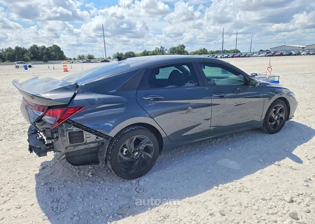 Hyundai Elantra 2026 — լուսանկար 3
