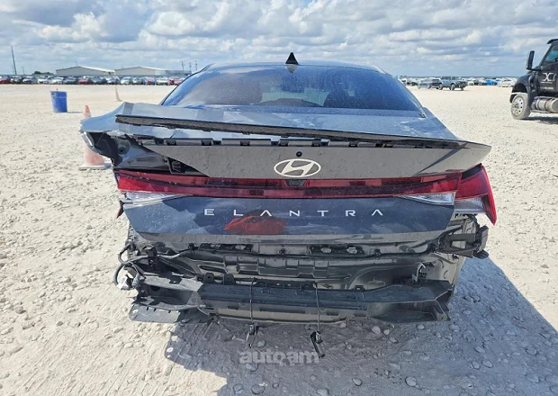 Hyundai Elantra 2026 — լուսանկար 6