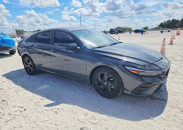 Hyundai Elantra 2026 — լուսանկար 4