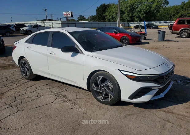 Hyundai Elantra 2025 — լուսանկար 4