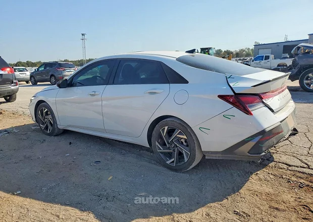 Hyundai Elantra 2025 — լուսանկար 2
