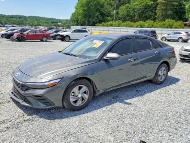 Hyundai Elantra, 2026