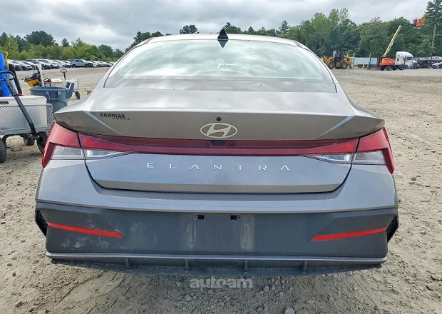 Hyundai Elantra 2024 — լուսանկար 6