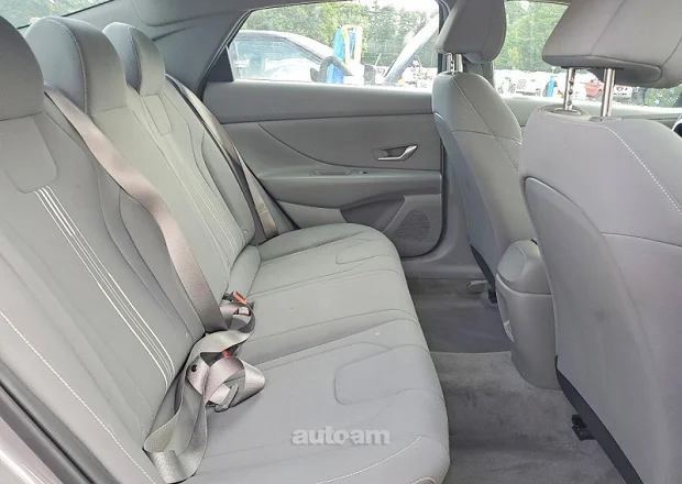 Hyundai Elantra 2024 — լուսանկար 10