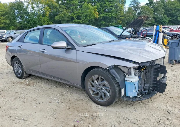 Hyundai Elantra 2024 — լուսանկար 4