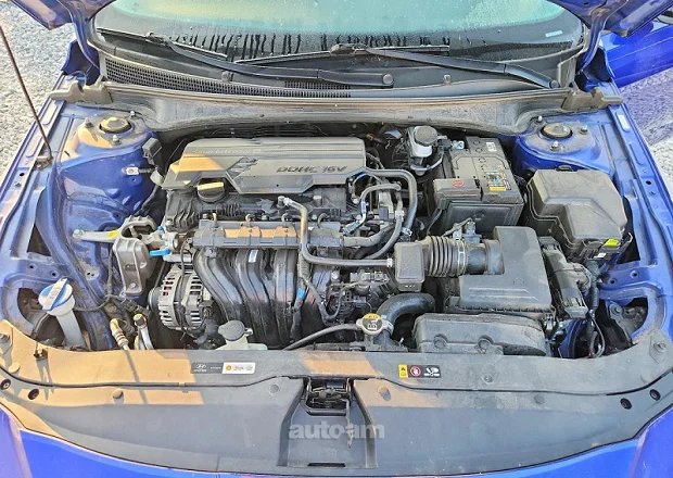 Hyundai Elantra 2025 — լուսանկար 11