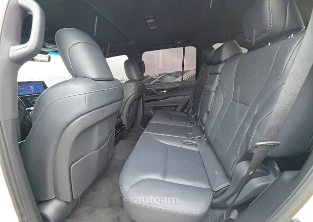 Lexus LX 600 2023 — լուսանկար 8