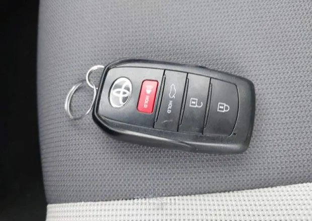 Toyota Corolla 2024 — լուսանկար 10