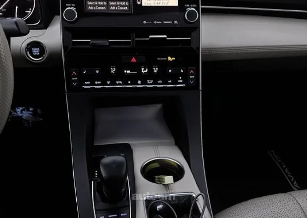 Toyota Avalon 2019 — լուսանկար 7