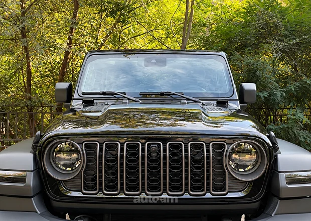 Jeep Wrangler 2023 — լուսանկար 4