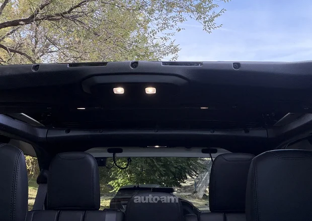 Jeep Wrangler 2023 — լուսանկար 8